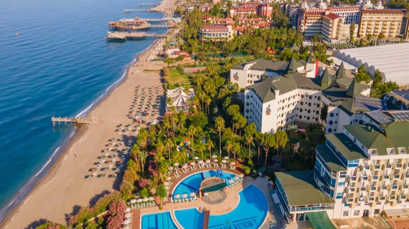 MC Beach Resort 5*